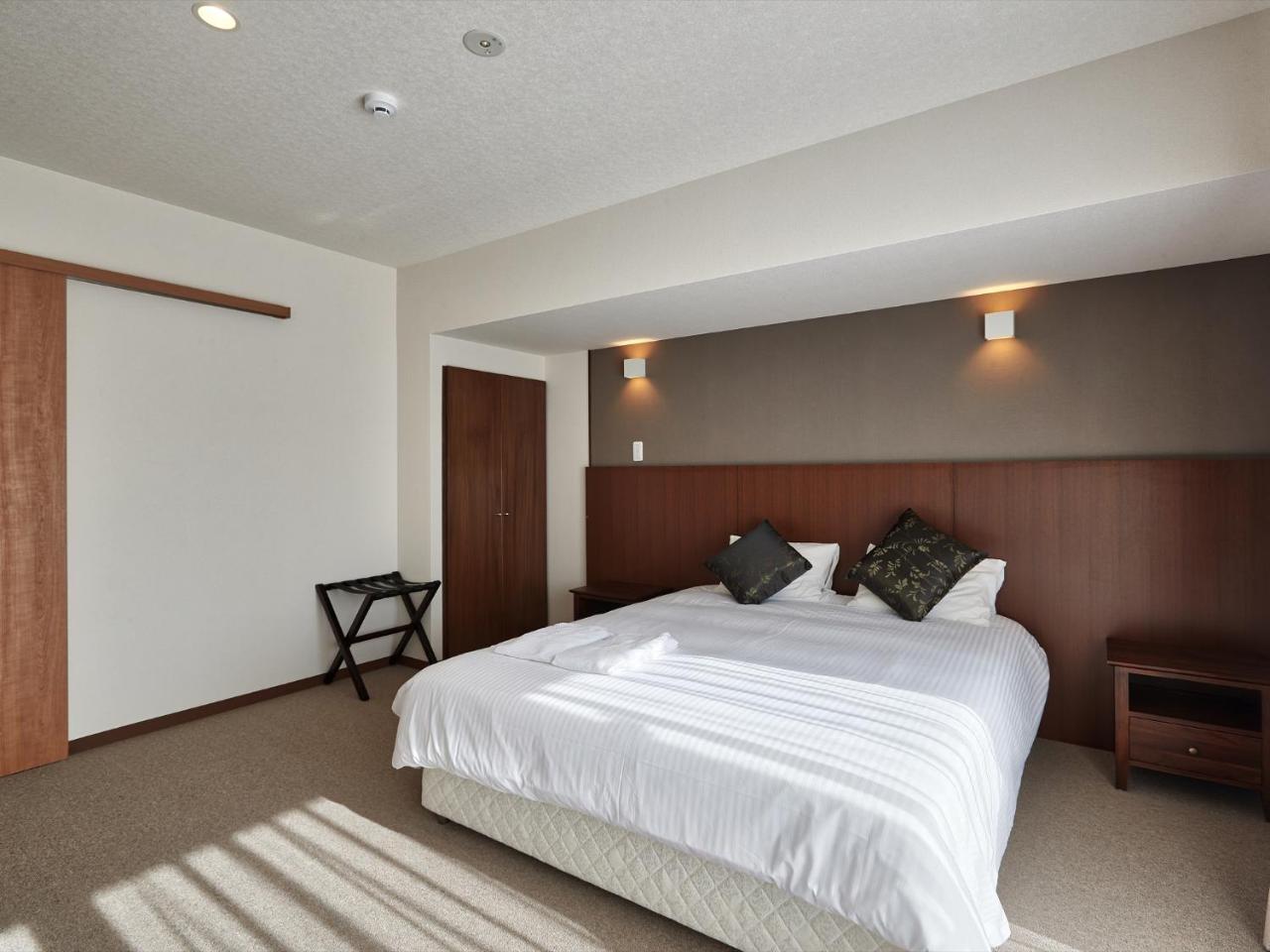 Creass Hotel Tsubogawa Marche Naha Exterior foto